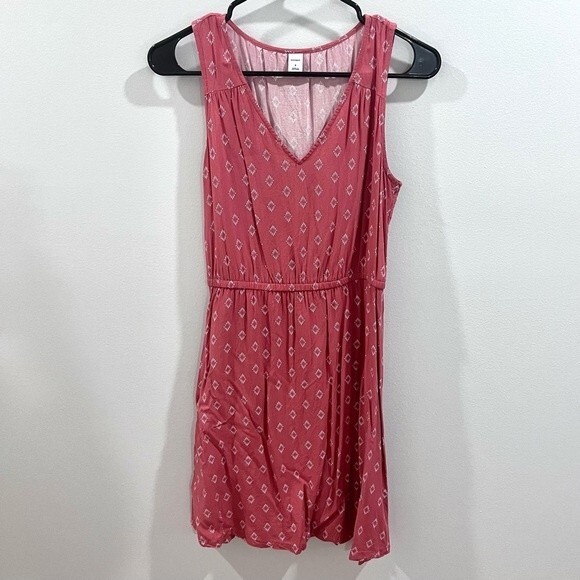 Old navy pink and white vneck sundress size small - Picture 4 of 8